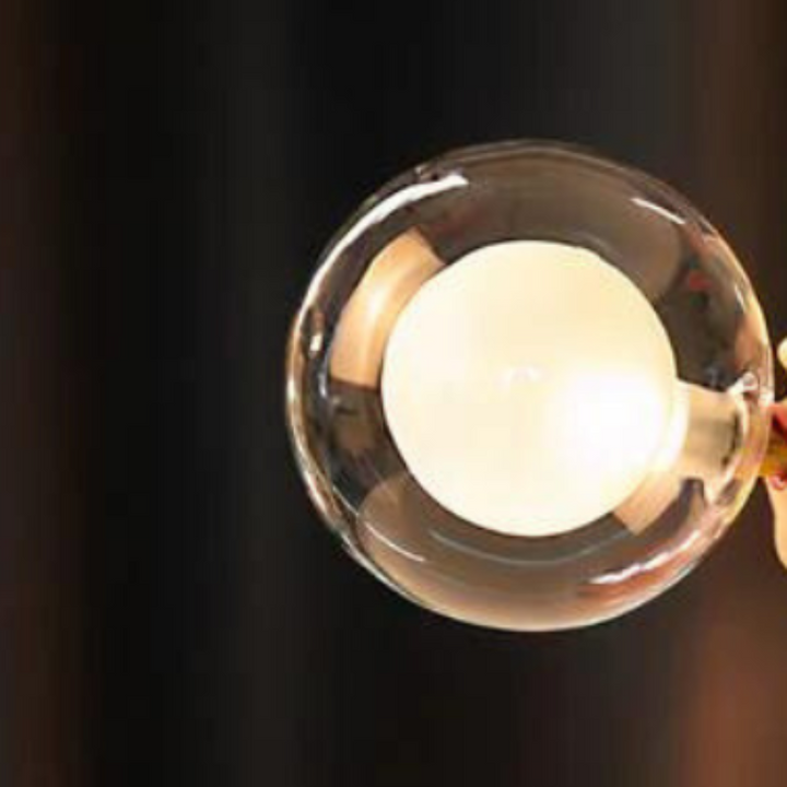 Luksusowa lampa stołowa do stylowego wnętrza - EleganceCraft