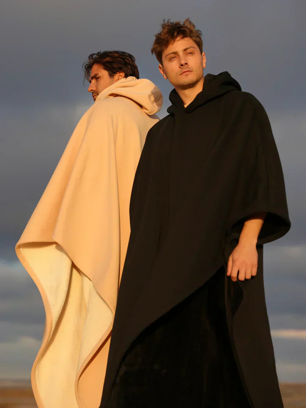Oversize Kapuzenpullover Decke - Karoline