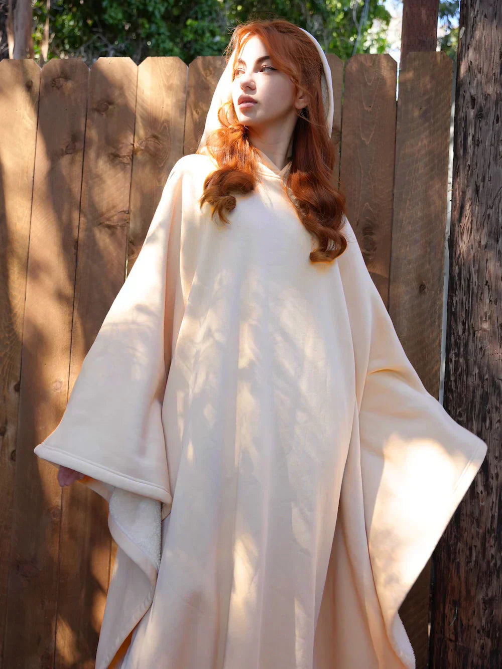 Oversize Kapuzenpullover Decke - Karoline