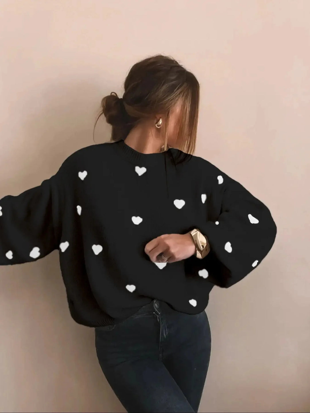 Oversized Gebreide Trui Met Geborduurde Hartjes - Sophia