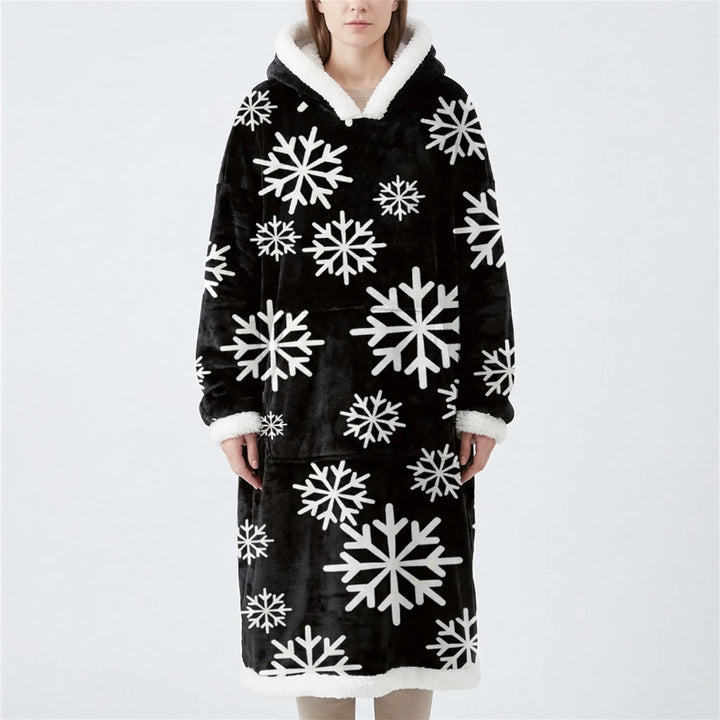 Oversized Hooded Blanket With Front Pocket - Lola