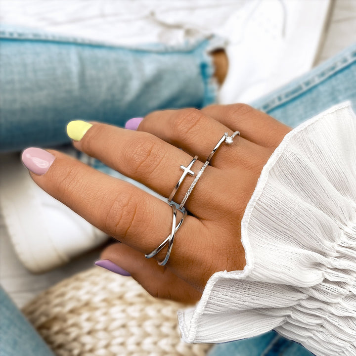 Stylish Double Cross Ring - Calindra