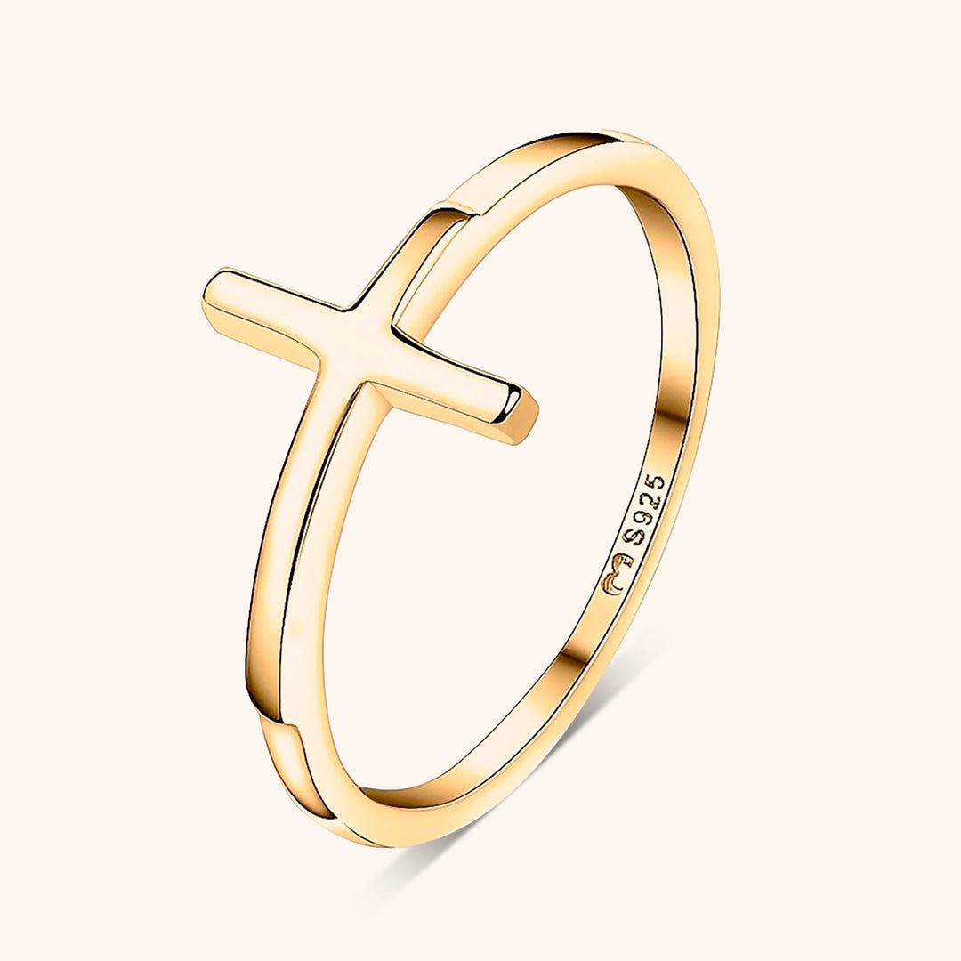 Trendy Ring with Cross Detail - Amélie