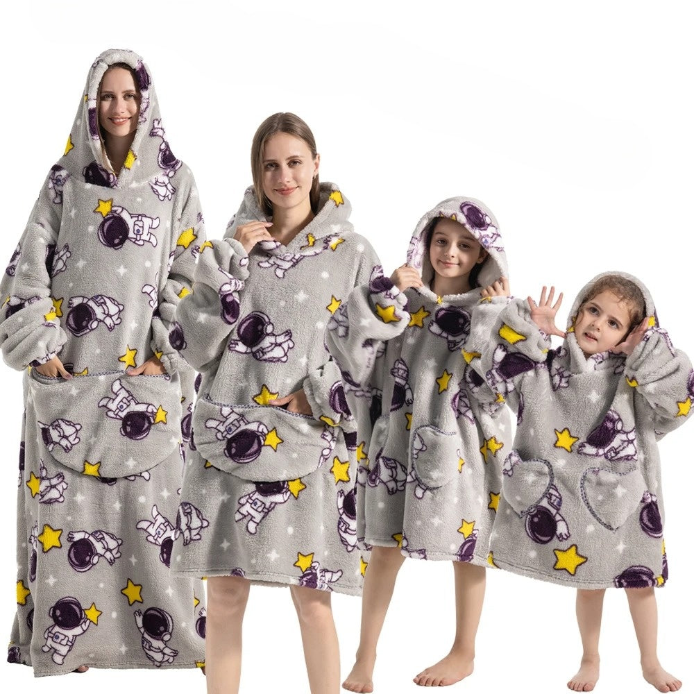 Hoodie-Deken voor Herfst Gezelligheid – SpookySnuggle