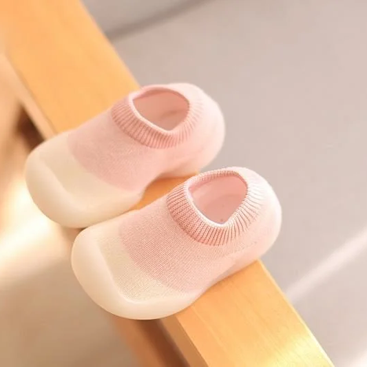 Step Naturally with Luma – Flexible Barefoot Sneakers for Kids