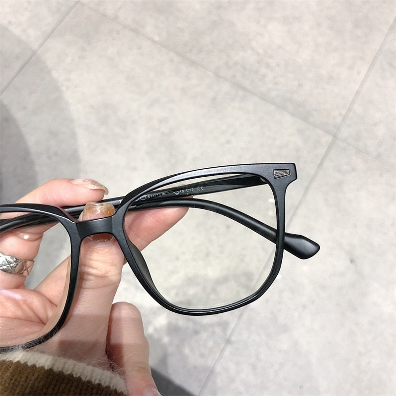 Nearsighted Prescription Glasses with Blue Light Protection - FocusFrame