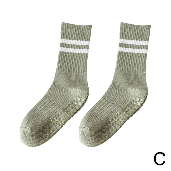 Non-Slip Mid-Tube Sports Socks for Fitness and Yoga - GripFit (Buy 1 Get 1 Free)