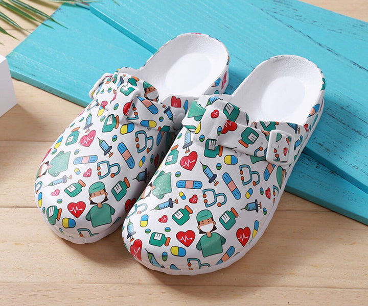 Waterproof & Lightweight Women's Care Clogs - Non-slip & Hygienic