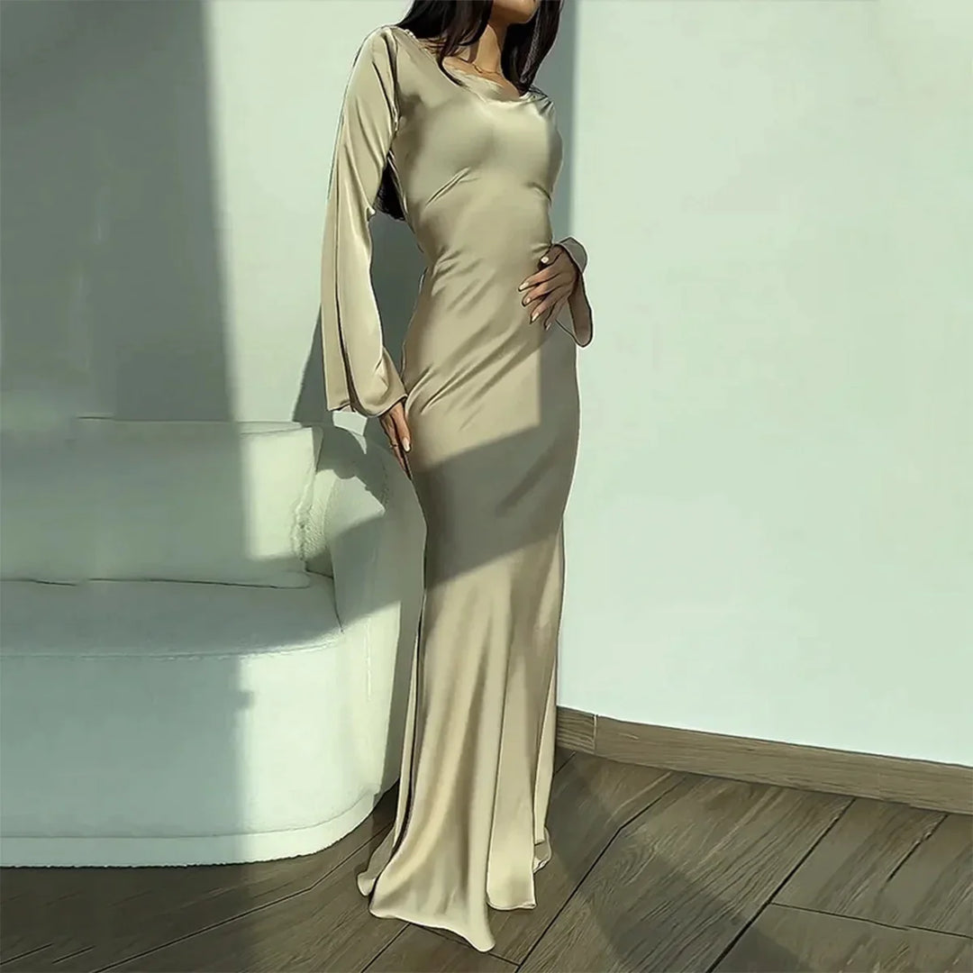 Charming Long Dress with Long Sleeves - Nila