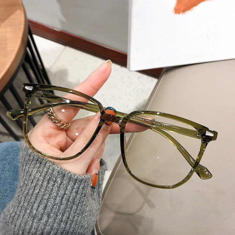 Nearsighted Prescription Glasses with Blue Light Protection - FocusFrame