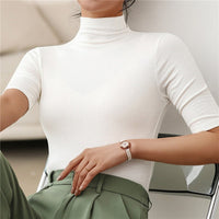Seamless Women's Turtleneck with Slim Fit – Nina
