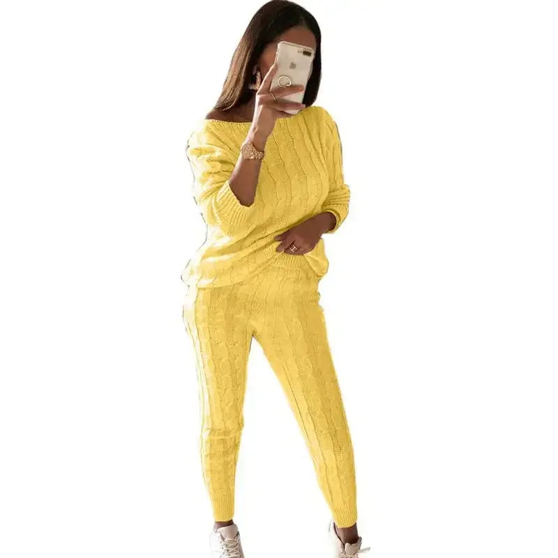 Two-Piece Women's Knit Tracksuit for Autumn & Winter – Isaline