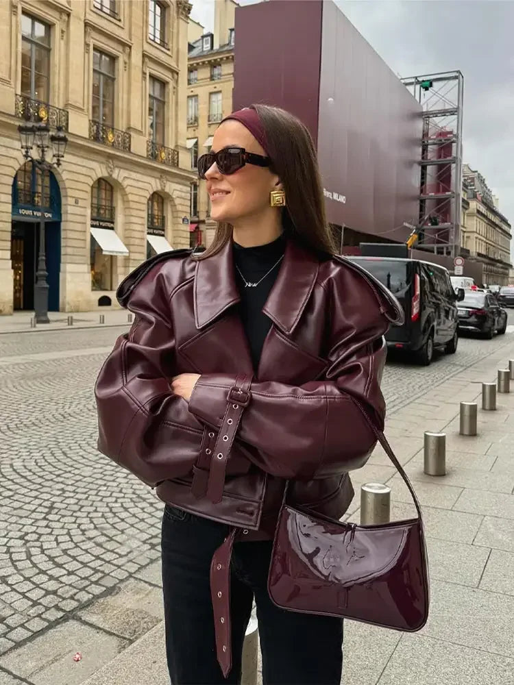 Short Leather Women's Jacket in Bordeaux Red with Notched Collar – Livana