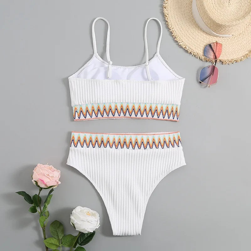 Bikini with Adjustable Straps and High Waist – Malia
