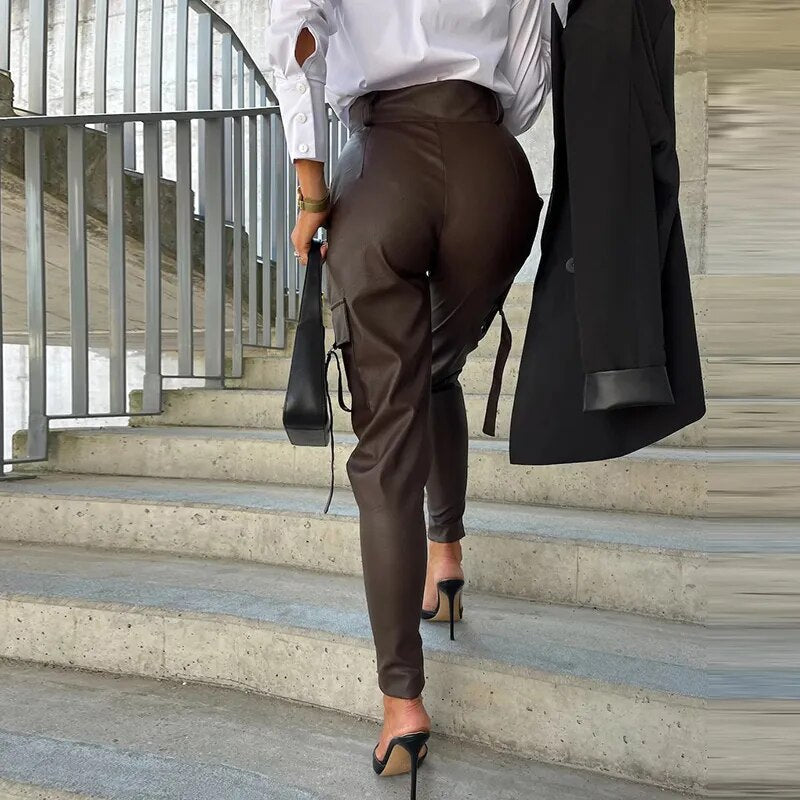 Trendy Women's Leather Pants - Sophie