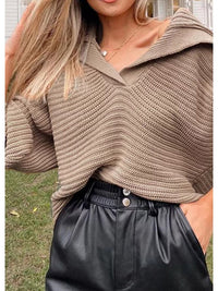 Dzianinowy sweter z dekoltem w serek - Isolde