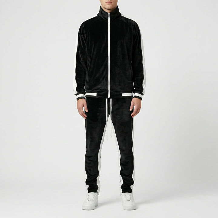 Samtiger Jogginganzug Im Retrostil - Brendan