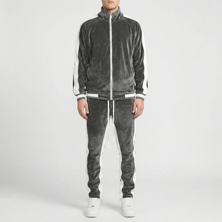 Samtiger Jogginganzug Im Retrostil - Brendan