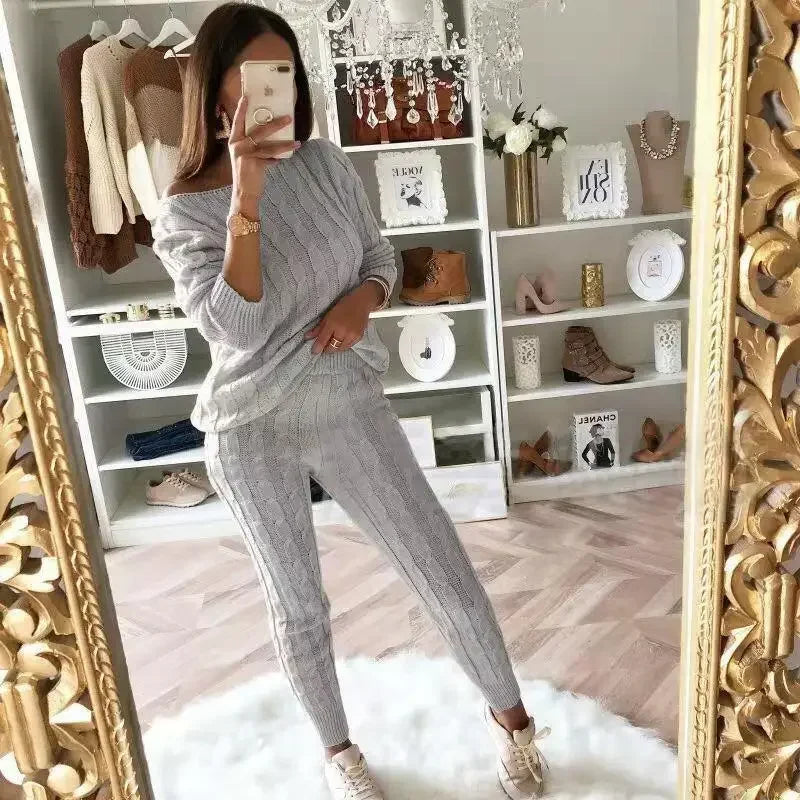 Two-Piece Women's Knit Tracksuit for Autumn & Winter – Isaline