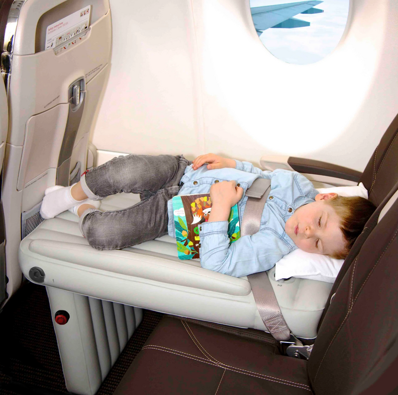 Inflatable Airplane Bed – CloudNap