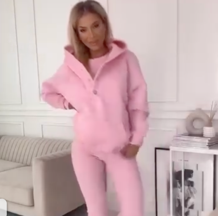 Stylish Comfort Set for Women – Elvira