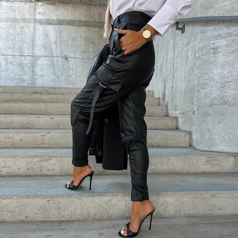 Trendy Women's Leather Pants - Sophie