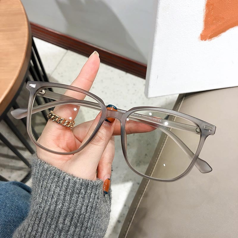 Nearsighted Prescription Glasses with Blue Light Protection - FocusFrame