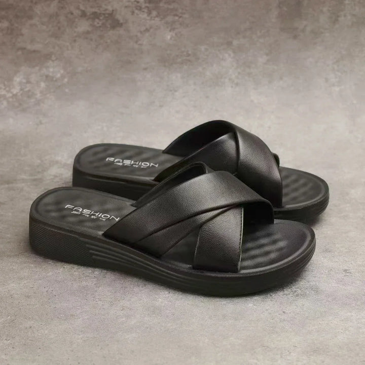Women's wedge flip-flops made of synthetic leather with open toe area – Cassy