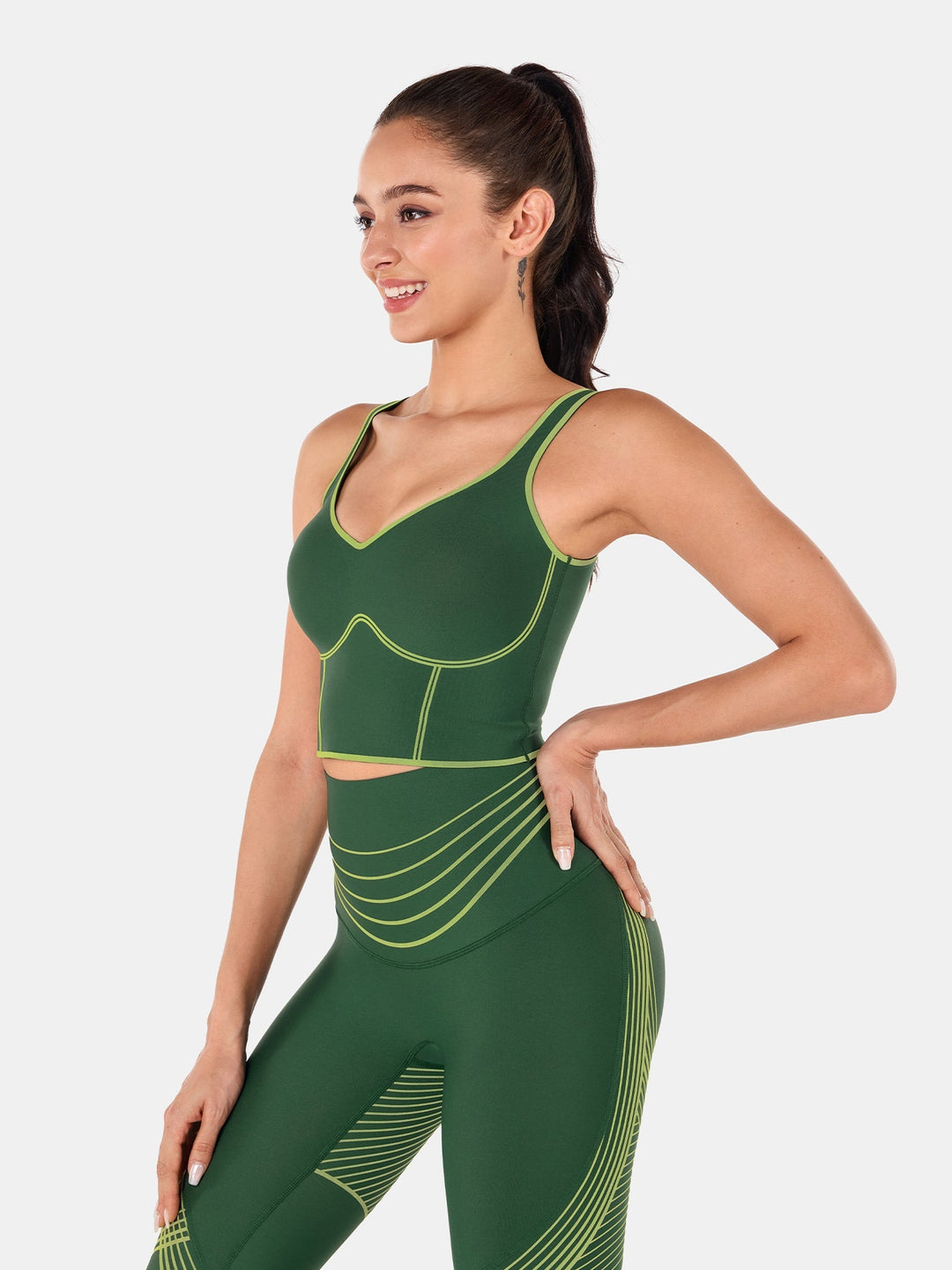 Seamless Cropped Tank Top With Bra - Contoura