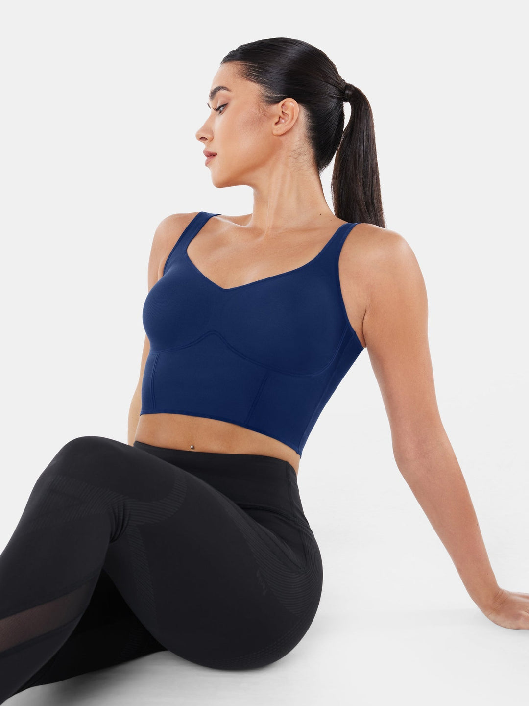 Seamless Cropped Tank Top With Bra - Contoura