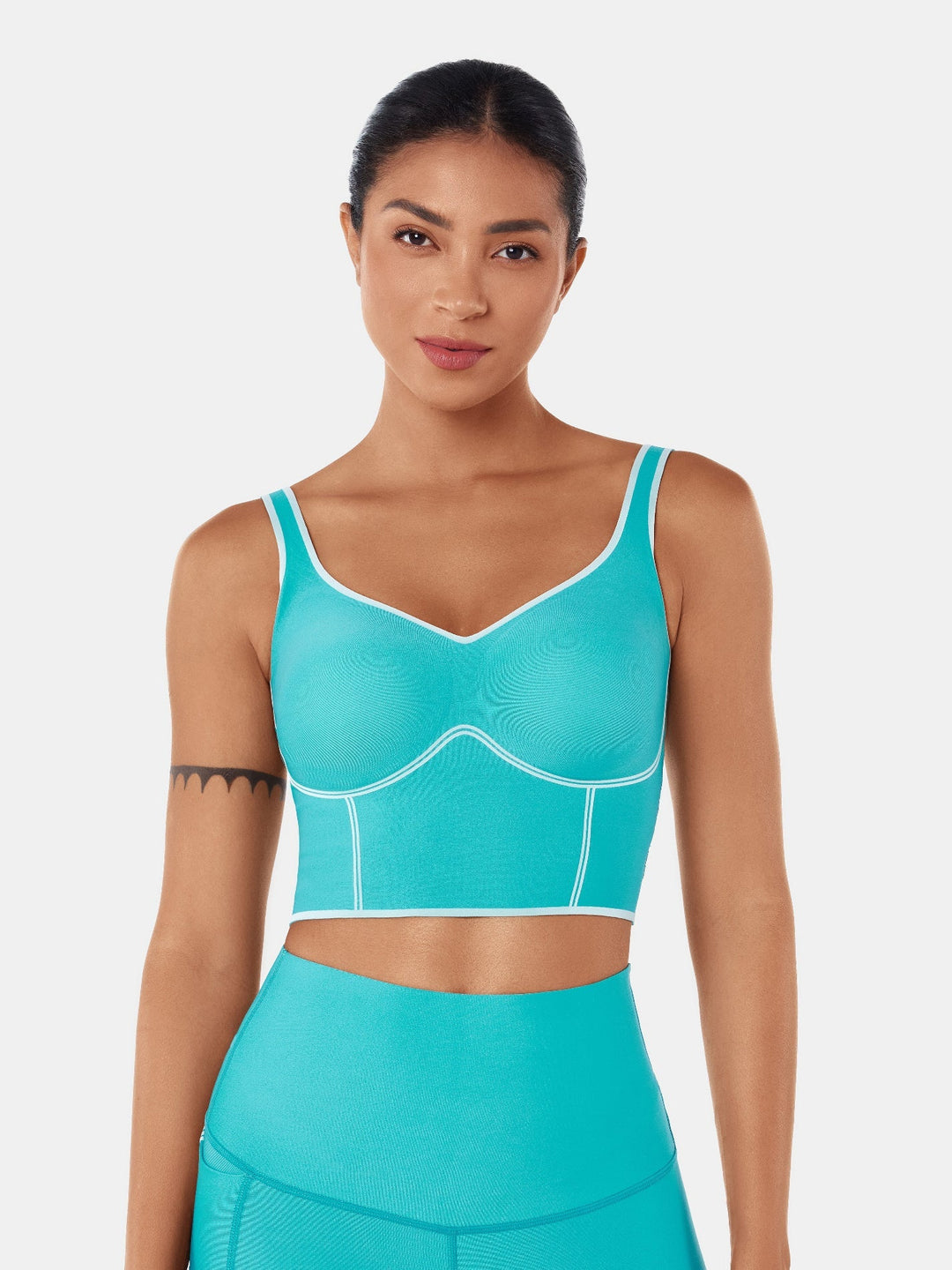 Seamless Cropped Tank Top With Bra - Contoura