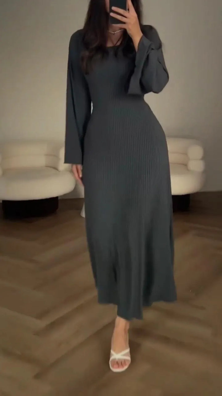 Stylish Bodycon Maxi Dress with Lace-Up - Valencia