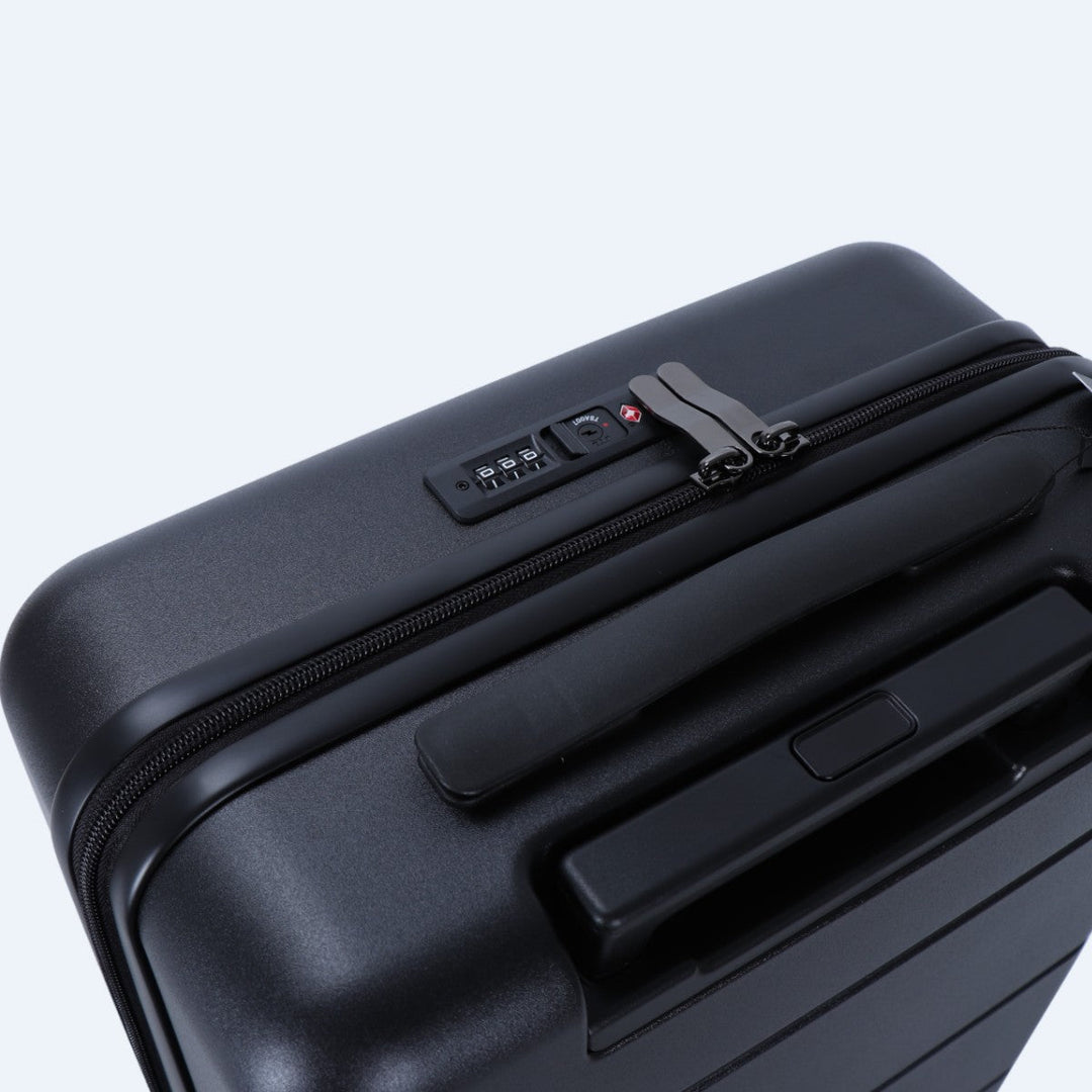 3-Piece Hard Suitcase Set – Atlas Explorer