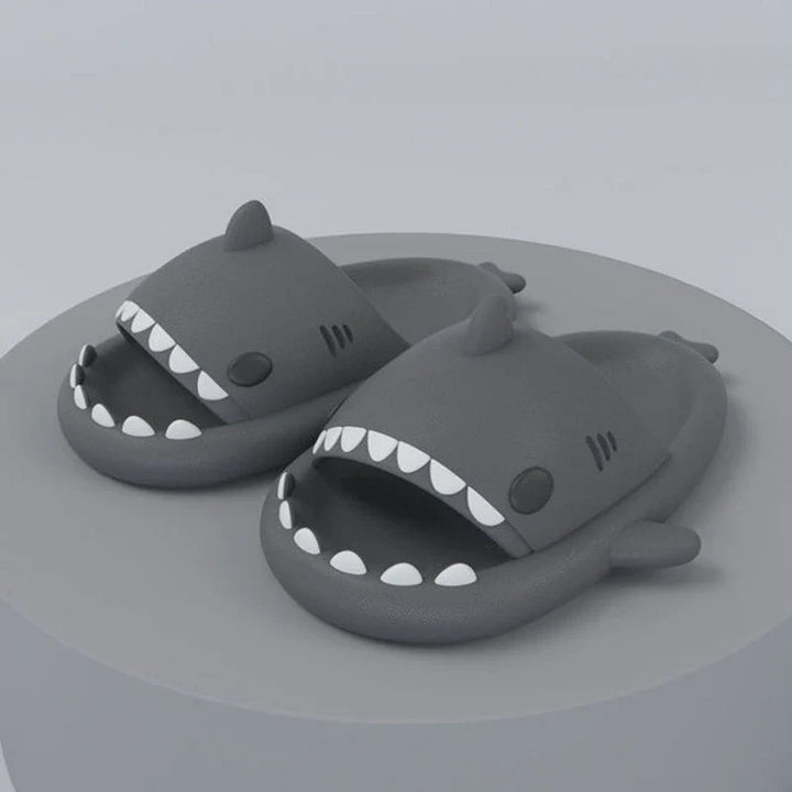 Uniseks Lichtgewicht Zomerslippers met Haaienontwerp – FinSteps