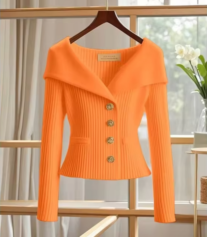 Taillierte Kurze Strickjacke - Cosima