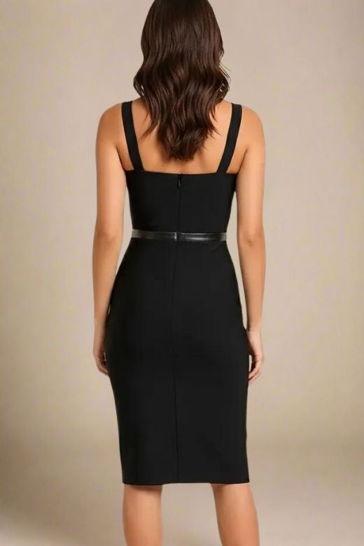 Tailliertes Cocktailkleid Mit Schlitz - Merle
