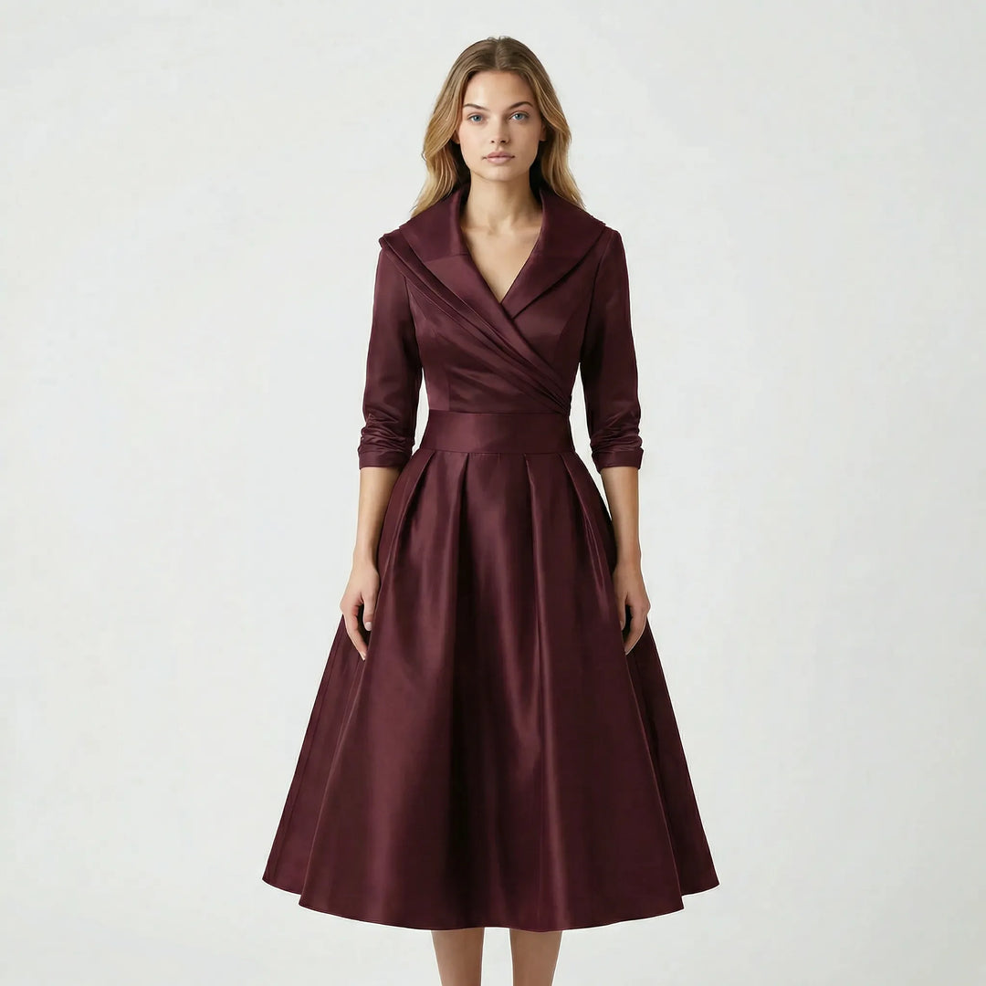 Tailliertes Midi Kleid - Emilie