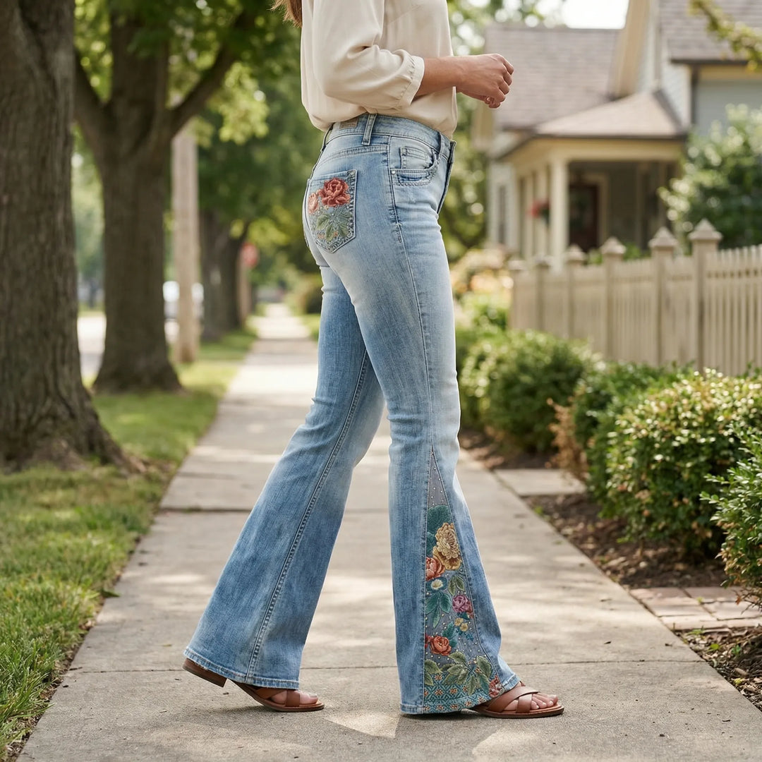 Uitlopende Jeans Met Bloemenprint - Janie