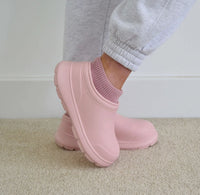Weather-Resistant Comfort Clogs with Cloud Cushioning - Mireille