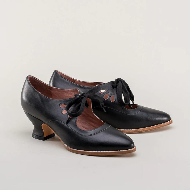 Vintage-Inspired Lace-Up Heeled Shoe - Virginia