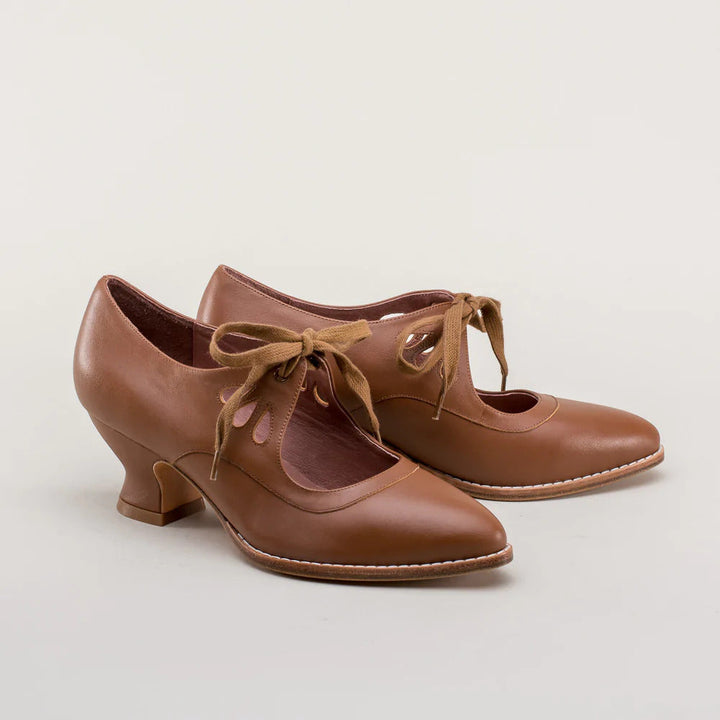 Vintage-Inspired Lace-Up Heeled Shoe - Virginia