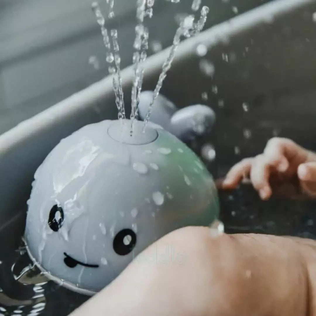 Magical Whale Set for Bath Fun - SplashWhale