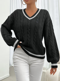 Cable-Knit Sweater with Refined Details - Aurora