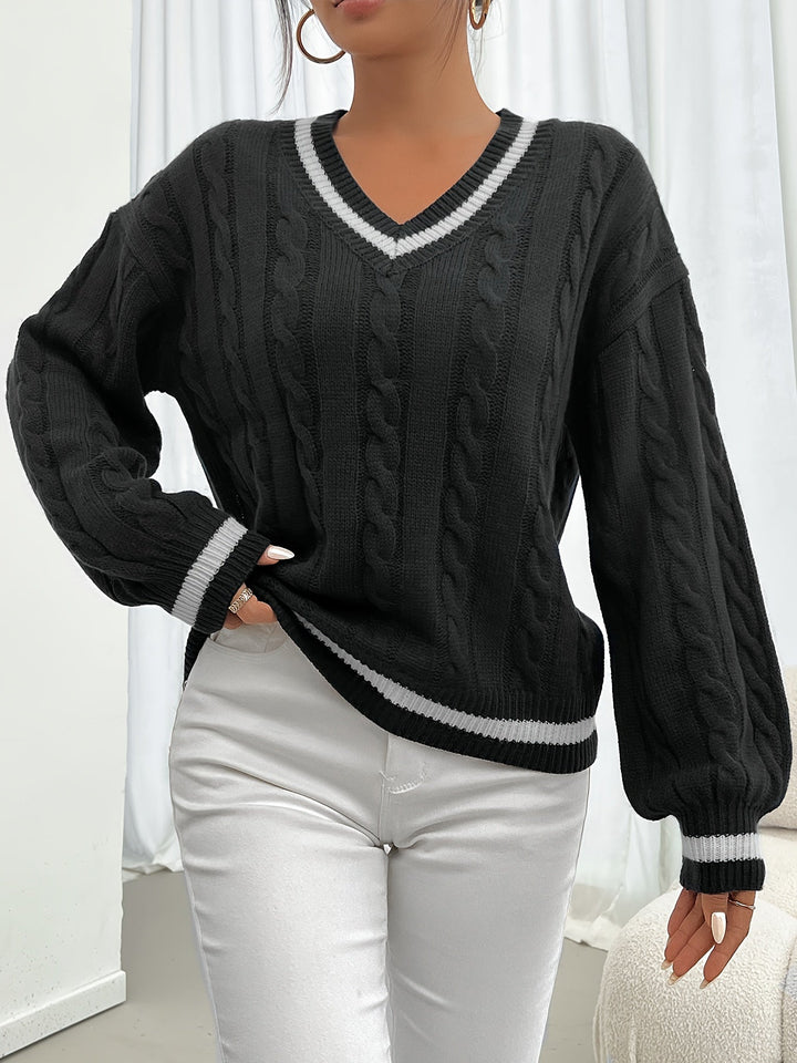 Cable-Knit Sweater with Refined Details - Aurora