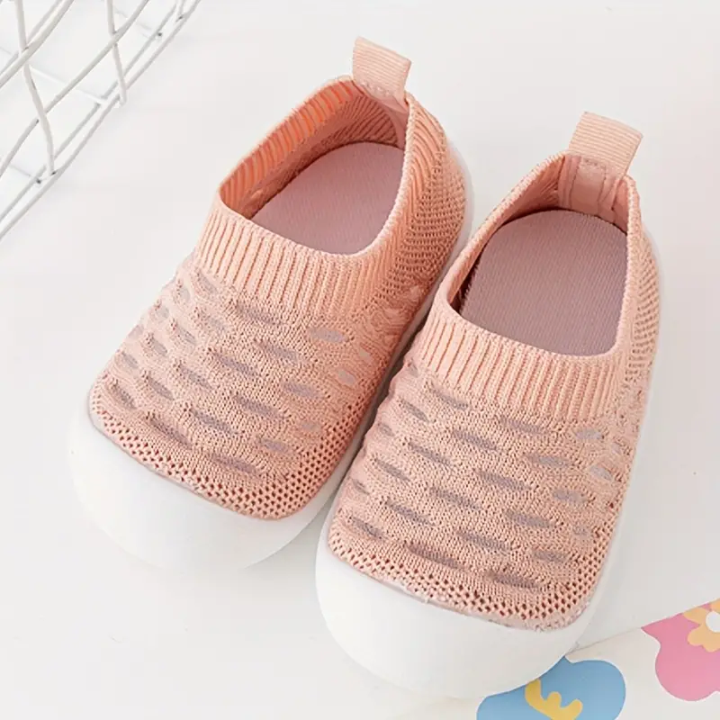 FlexiSteps – Breathable Barefoot Shoes for Toddlers