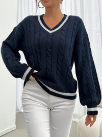 Cable-Knit Sweater with Refined Details - Aurora