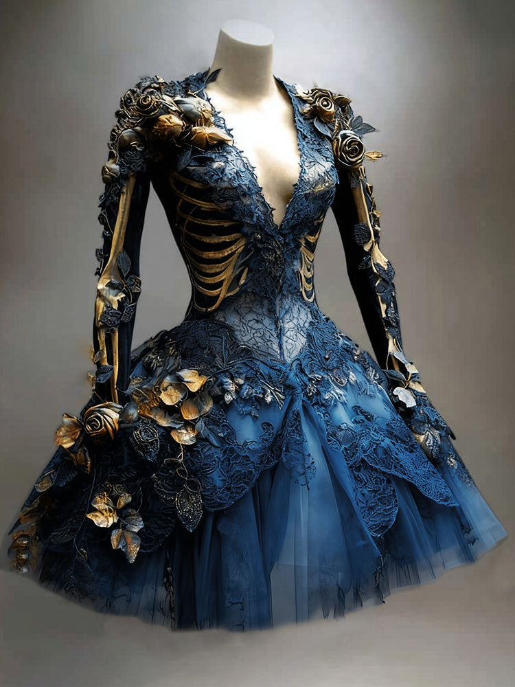Blauwe versie van de skeletjurk met kanten bovenstuk, gouden rozen en een rok van tule. 3