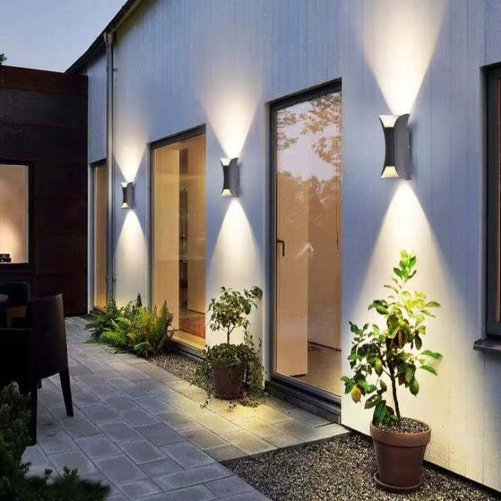 Moderne LED Buitenwandlamp - LumiEdge
