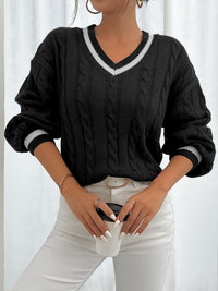 Cable-Knit Sweater with Refined Details - Aurora