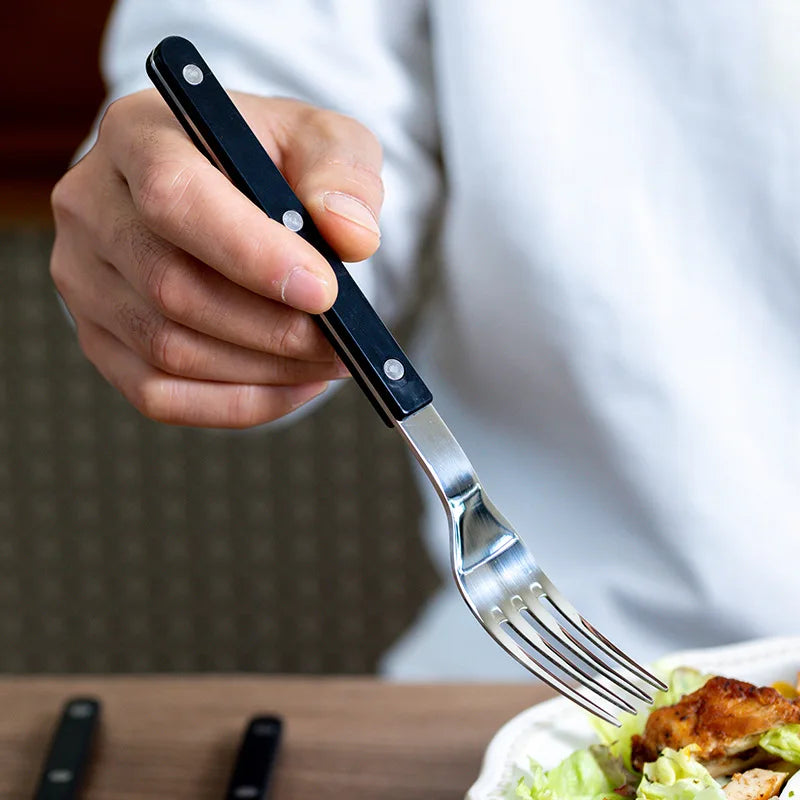 24-częściowy zestaw sztućców ze stali nierdzewnej z grawerowanym wzorem - BistroLine